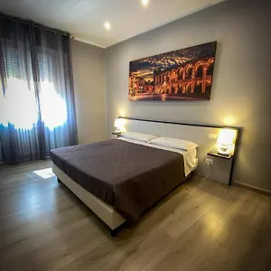 Otel Arena, Verona